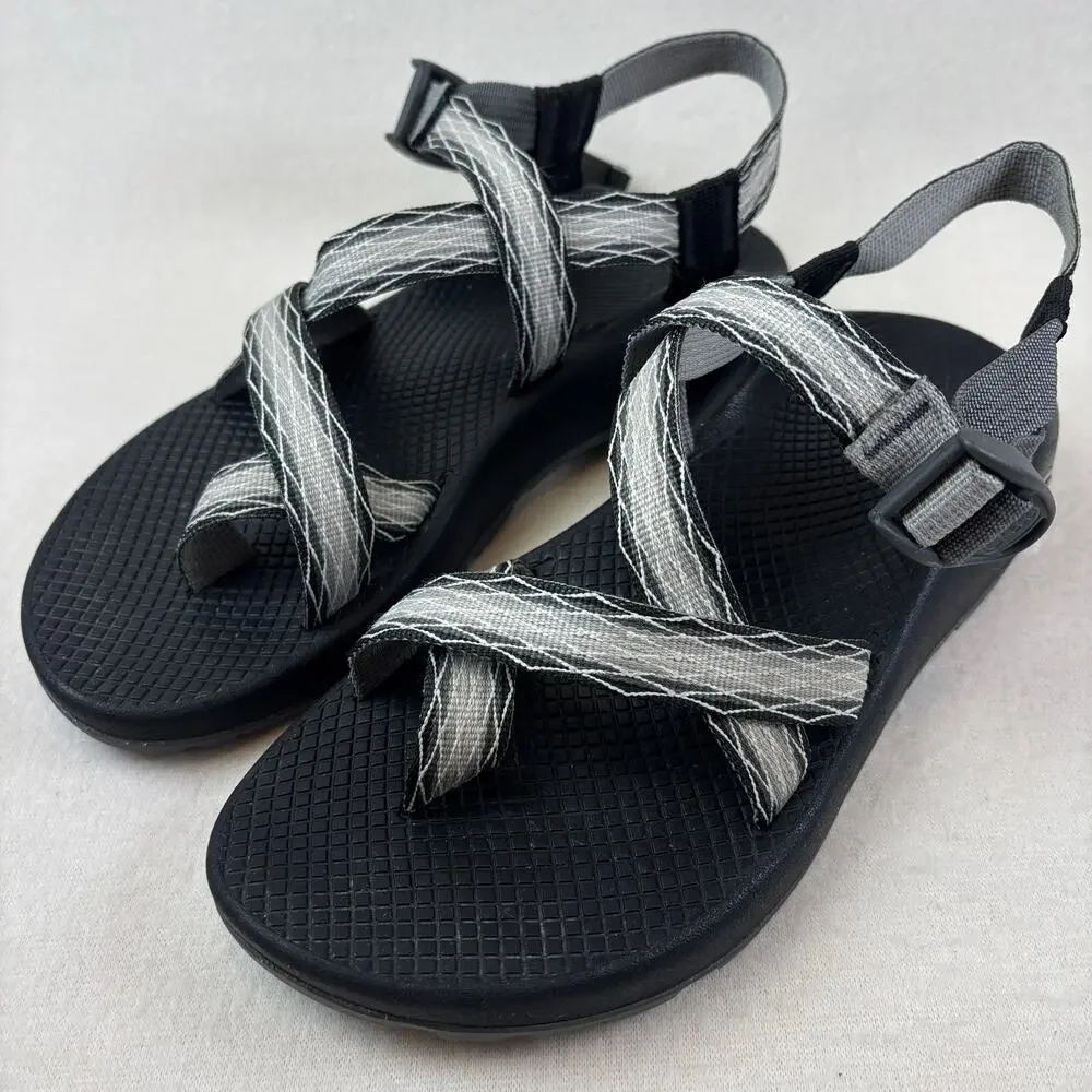 Chaco Z2 Adjustable Strap Classic Active Hiking Sandals w/ Toe Loop Women's 9